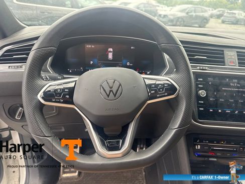 Used 2024 Volkswagen Tiguan SE R-Line AWD/4WD image 17