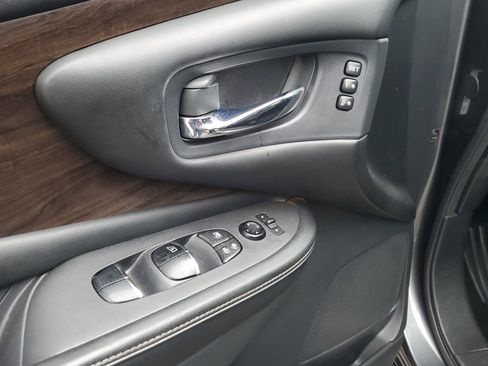 Used 2020 Nissan Murano Platinum w/ Cargo Package image 19