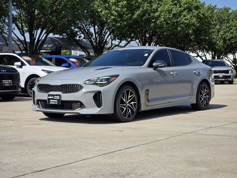 Certified 2022 Kia Stinger GT-Line AWD/4WD image 2