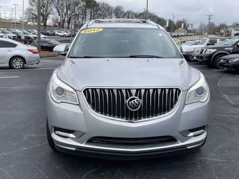 Used 2017 Buick Enclave Leather image 2