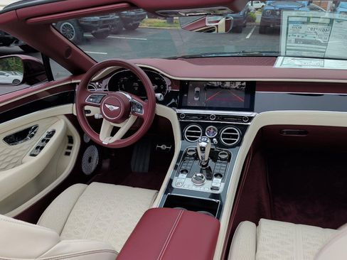 New 2025 Bentley Continental GT Speed AWD/4WD image 4
