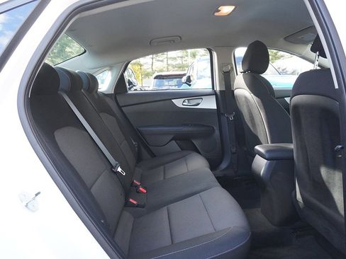 Used 2023 Kia Forte LXS image 31