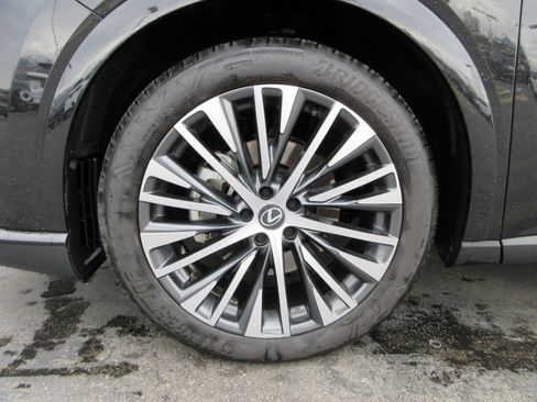 Used 2025 Lexus RX 350 Premium Plus w/ Convenience Package image 18