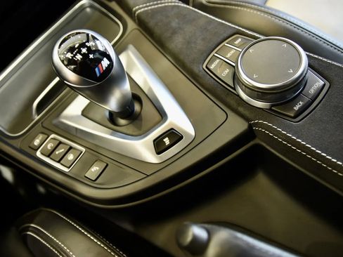 Used 2018 BMW M3 CS w/ Executive Package RWD image 20