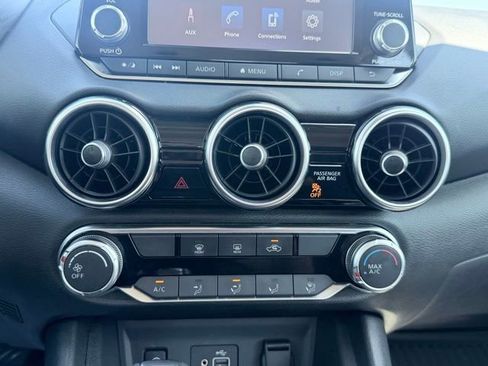 Used 2024 Nissan Sentra S image 15