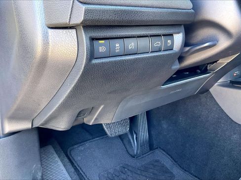 Used 2025 Toyota Camry LE image 36