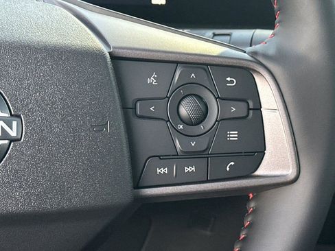 New 2026 Nissan Sentra SR w/ SR Premium Package FWD image 25