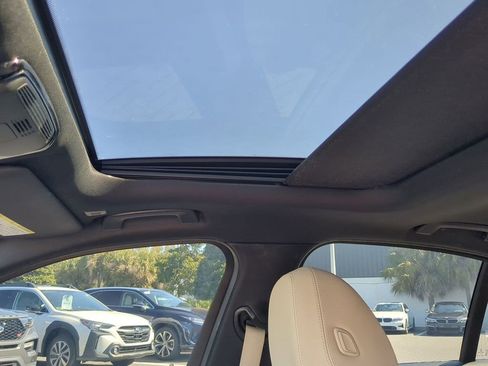 Used 2019 BMW 330i Sedan w/ Convenience Package image 21