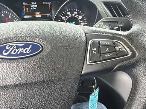 Used 2018 Ford Escape SE image 22