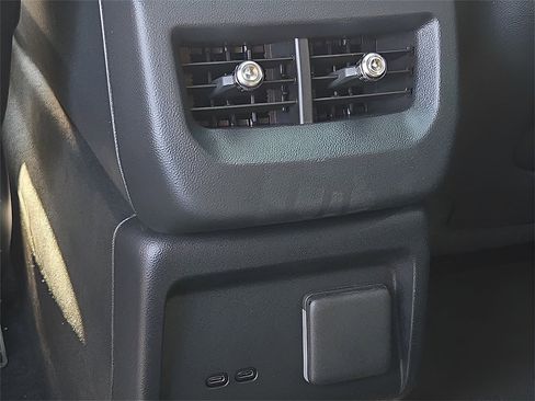 New 2025 Cadillac Optiq Sport 1 image 17