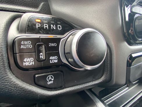 Used 2022 RAM 1500 Big Horn AWD/4WD image 19