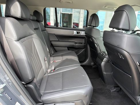 Used 2026 Hyundai Santa Fe SEL image 29