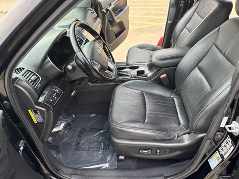 Used 2014 Kia Sorento EX w/ EX V6 Touring Package image 8