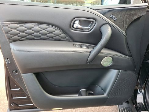 Used 2024 INFINITI QX80 Sensory w/ Cargo Package image 13