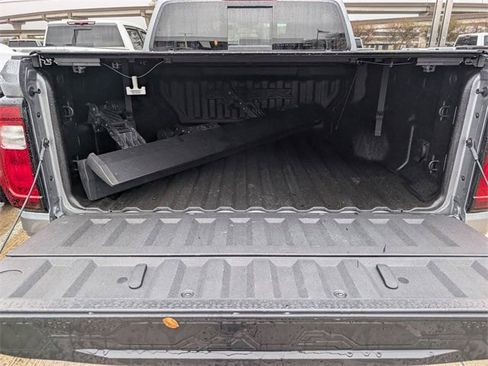 Certified 2024 GMC Canyon AT4X image 28