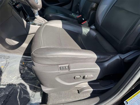 Used 2019 Buick Encore Essence w/ Experience Buick Package image 3