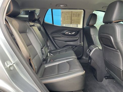 Used 2023 GMC Terrain AT4 image 32