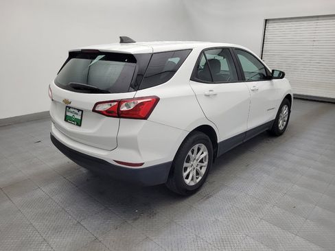 Used 2021 Chevrolet Equinox LS FWD image 9