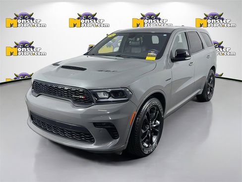Used 2022 Dodge Durango R/T w/ Trailer Tow Group IV image 1