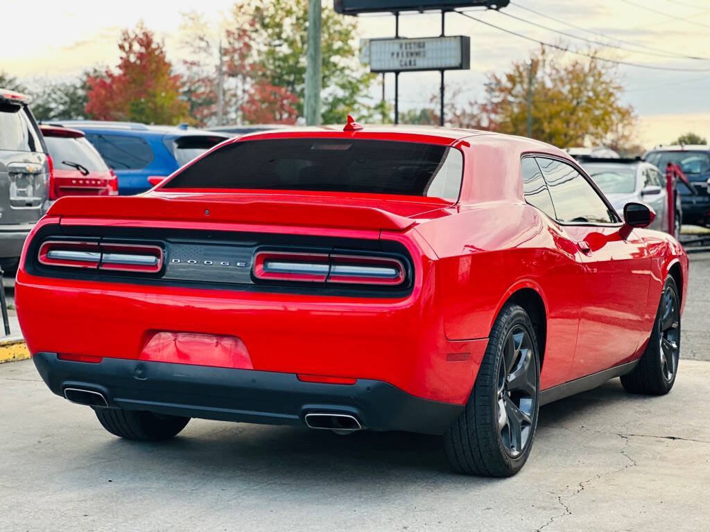 Used 2015 Dodge Challenger SXT Plus RWD image 6