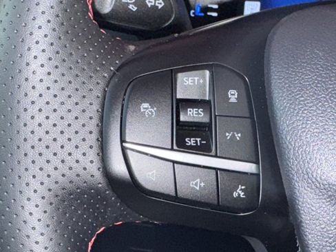 Used 2024 Ford Escape ST-Line w/ Tech Pack #1 image 39