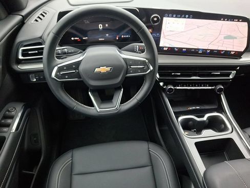 Used 2026 Chevrolet Traverse LT w/ Driver Confidence Package AWD/4WD image 12