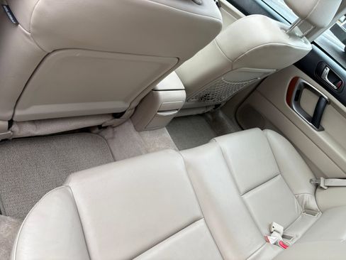 Used 2006 Subaru Outback 2.5i Limited image 14