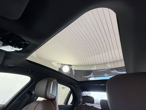 Used 2023 BMW 740i RWD image 14