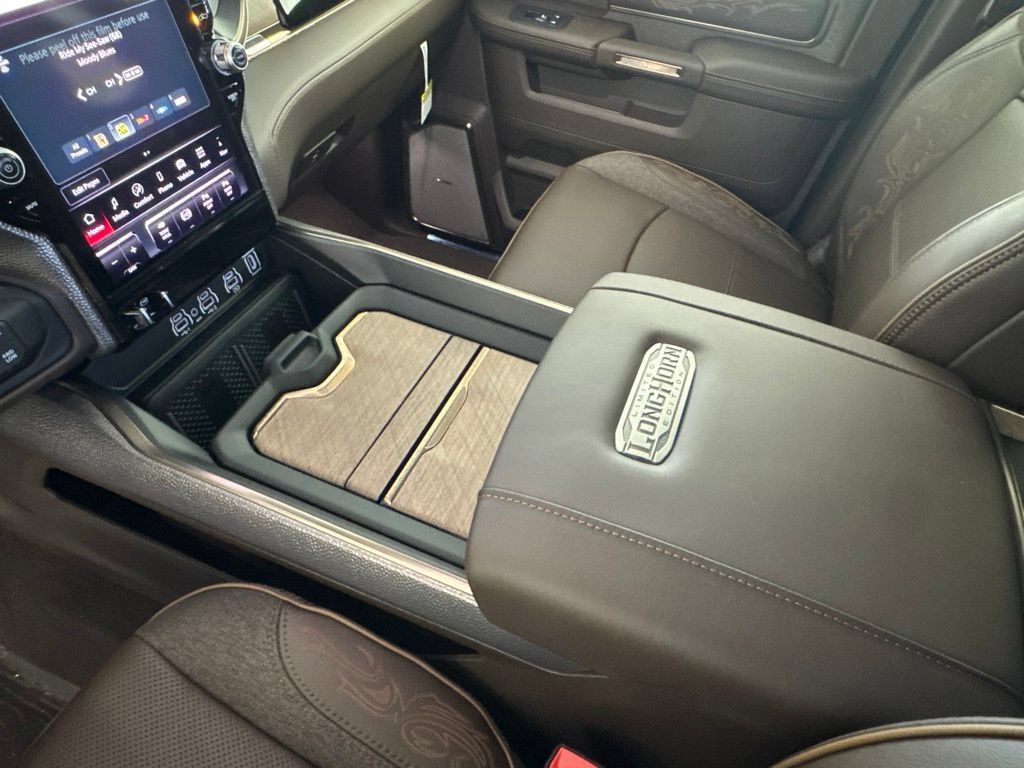 New 2027 RAM 2500 Limited AWD/4WD image 25