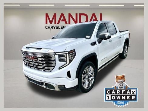 Used 2024 GMC Sierra 1500 Denali w/ Denali Reserve Package AWD/4WD image 1