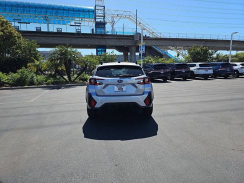 Certified 2024 Subaru Crosstrek 2.0i Premium w/ Crosstrek Mirror Package image 6