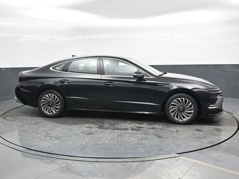 Certified 2024 Hyundai Sonata SEL image 3