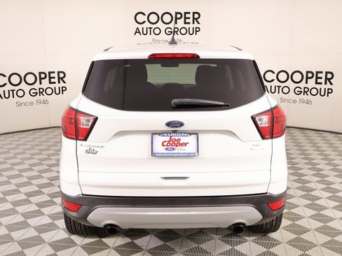 Used 2019 Ford Escape SE image 21