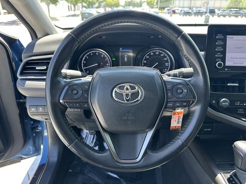 Used 2024 Toyota Camry SE FWD image 18