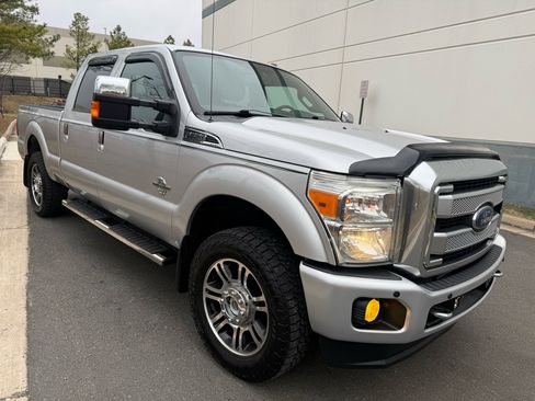 Used 2015 Ford F250 Platinum image 12