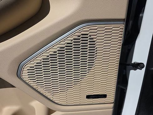 Used 2021 Jeep Grand Cherokee L Limited w/ Luxury Tech Group II image 63