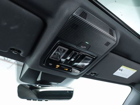 New 2026 Volkswagen Tiguan SE R-Line image 26