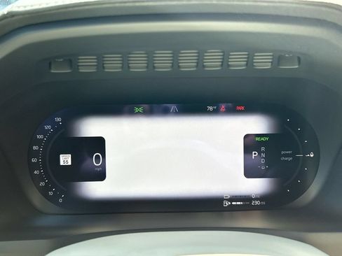 Certified 2025 Volvo XC90 T8 Ultra w/ Protection Package AWD/4WD image 19