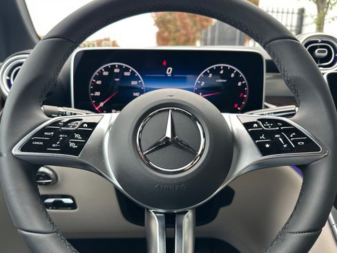 New 2026 Mercedes-Benz GLC 300 4MATIC image 24