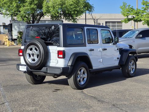 Used 2021 Jeep Wrangler Unlimited Sport AWD/4WD image 7