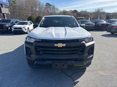 Used 2023 Chevrolet Colorado W/T image 8
