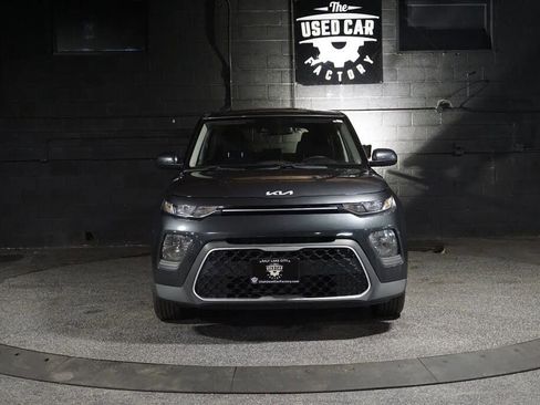 Used 2022 Kia Soul LX w/ Technology Package FWD image 9