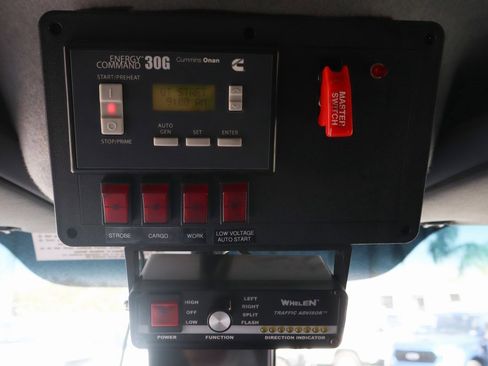 Used 2012 Mercedes-Benz Sprinter 3500 image 23