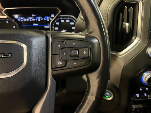Used 2020 GMC Sierra 2500 Denali w/ Denali Ultimate Package AWD/4WD image 13
