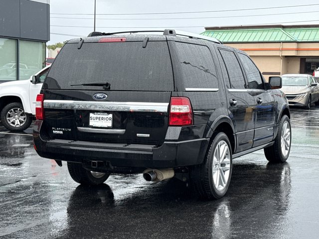 Used 2017 Ford Expedition Platinum AWD/4WD image 3