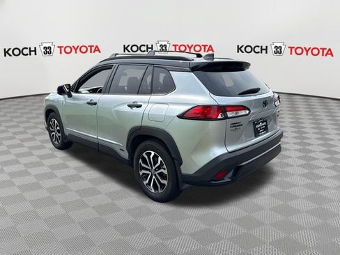 Certified 2024 Toyota Corolla Cross AWD Hybrid w/ Moonroof Package image 3