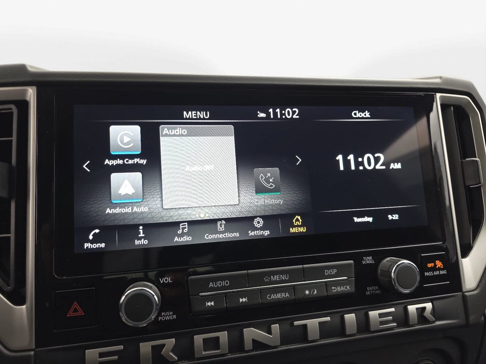 Used 2025 Nissan Frontier SV RWD image 18