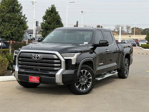 Used 2022 Toyota Tundra Limited image 2