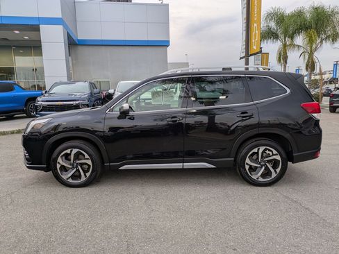 Used 2022 Subaru Forester Touring w/ Popular Package #2 image 8