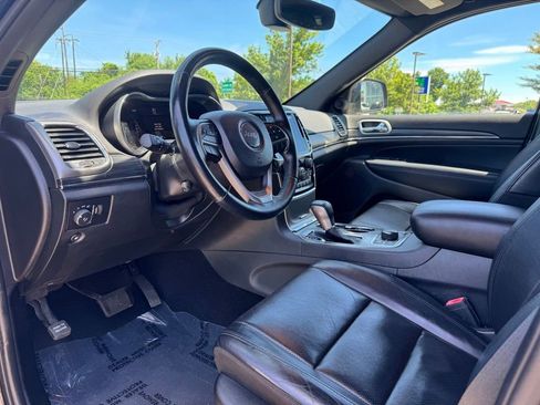 Used 2020 Jeep Grand Cherokee Limited w/ Luxury Group II AWD/4WD image 15